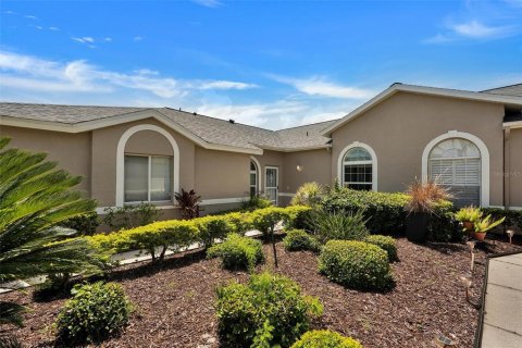 House in Bradenton, Florida 2 bedrooms, 153.85 sq.m. № 2151957