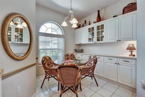 House in Bradenton, Florida 2 bedrooms, 153.85 sq.m. № 2151957 - photo 6