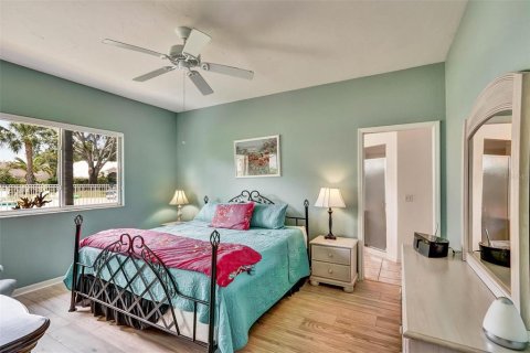 House in Bradenton, Florida 2 bedrooms, 153.85 sq.m. № 2151957 - photo 19
