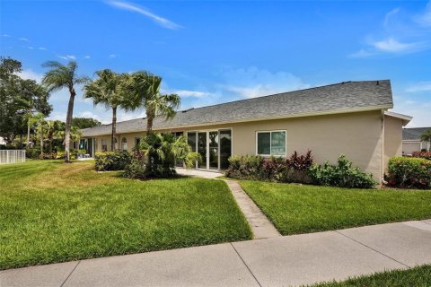 House in Bradenton, Florida 2 bedrooms, 153.85 sq.m. № 2151957 - photo 5