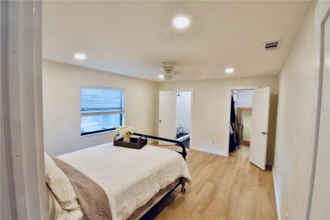 Casa en venta en Gainesville, Florida, 3 dormitorios, 129.23 m2 № 2200513 - foto 12