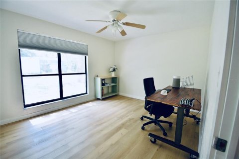 Casa en venta en Gainesville, Florida, 3 dormitorios, 129.23 m2 № 2200513 - foto 2