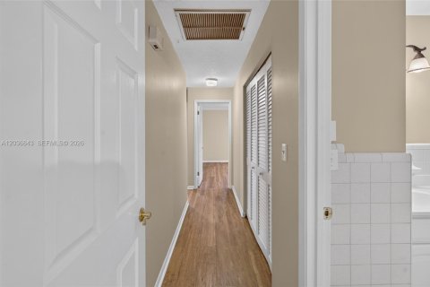Villa ou maison à vendre à Gainesville, Floride: 3 chambres, 176.89 m2 № 2263682 - photo 21