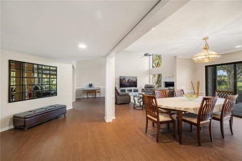 Casa en venta en Sarasota, Florida, 3 dormitorios, 299.98 m2 № 1792185 - foto 2