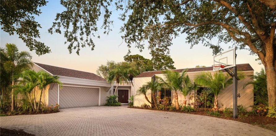 Casa en Sarasota, Florida 3 dormitorios, 299.98 m2 № 1792185