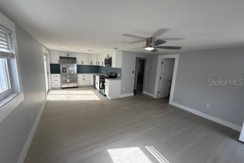 Apartment in Bradenton Beach, Florida 2 bedrooms, 72.46 sq.m. № 1785633 - photo 5