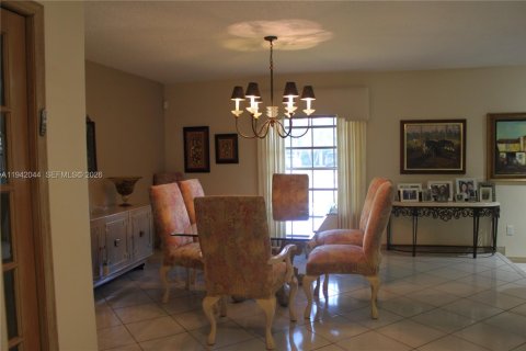 Villa ou maison à vendre à Palmetto Bay, Floride: 5 chambres, 420.57 m2 № 1999039 - photo 12