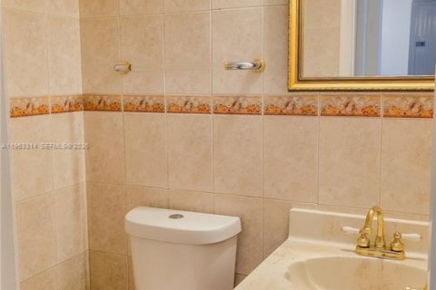 Copropriété à louer à Miami, Floride: 3 chambres, 143.53 m2 № 2025173 - photo 8