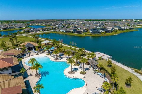 Casa en venta en Kissimmee, Florida, 4 dormitorios, 158.49 m2 № 2100742 - foto 24