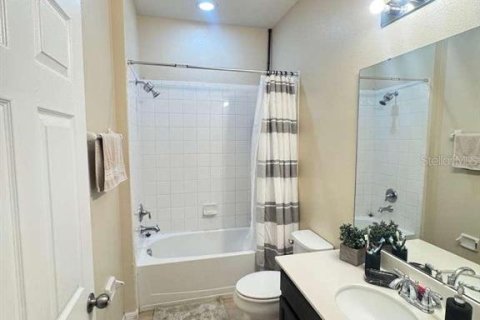 Casa en venta en Kissimmee, Florida, 4 dormitorios, 158.49 m2 № 2100742 - foto 18