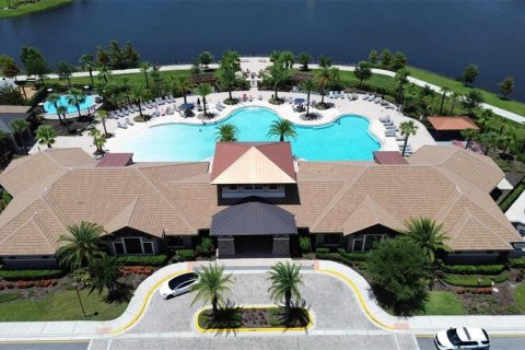 Casa en venta en Kissimmee, Florida, 4 dormitorios, 158.49 m2 № 2100742 - foto 23