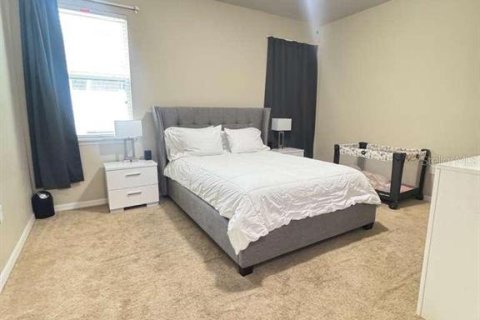 Casa en venta en Kissimmee, Florida, 4 dormitorios, 158.49 m2 № 2100742 - foto 11