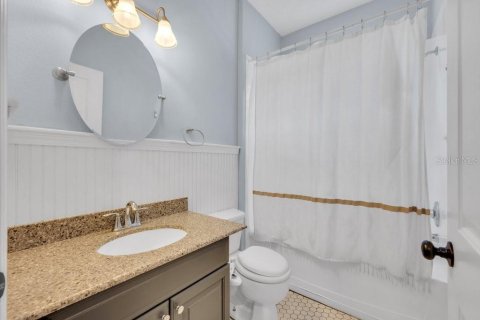 House in Fish Hawk, Florida 4 bedrooms, 291.16 sq.m. № 2200484 - photo 9