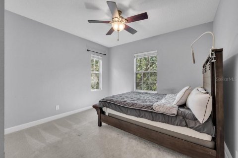 House in Fish Hawk, Florida 4 bedrooms, 291.16 sq.m. № 2200484 - photo 27