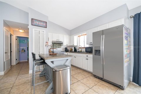 Casa en venta en Orlando, Florida, 2 dormitorios, 82.13 m2 № 1884343 - foto 12