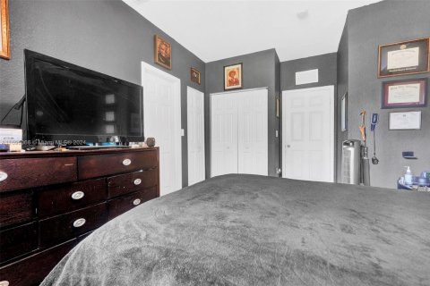 Townhouse in Margate, Florida 3 bedrooms, 125.98 sq.m. № 1693868 - photo 24