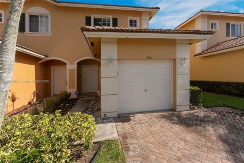 Townhouse in Margate, Florida 3 bedrooms, 125.98 sq.m. № 1693868 - photo 4