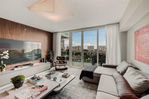 Condominio en venta en Sunny Isles Beach, Florida, 3 dormitorios, 160.91 m2 № 1977826 - foto 16