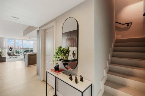 Condominio en venta en Sunny Isles Beach, Florida, 3 dormitorios, 160.91 m2 № 1977826 - foto 9