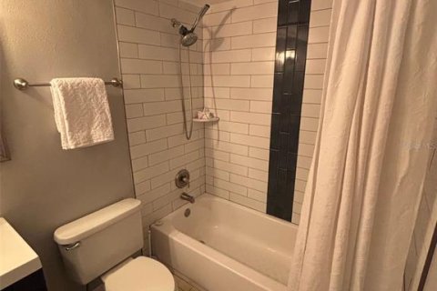 Снять в аренду кондоминиум в Винтер-Парк, Флорида 3 спальни, 119.01м2, № 2109652 - фото 22