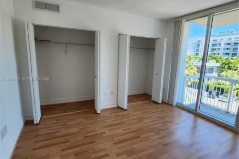 Appartement à louer à Bay Harbor Islands, Floride: 2 chambres, 139.35 m2 № 1996961 - photo 24