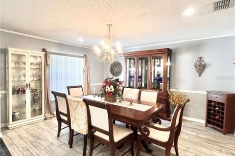 House in Palm Harbor, Florida 3 bedrooms, 205.69 sq.m. № 1550383 - photo 7