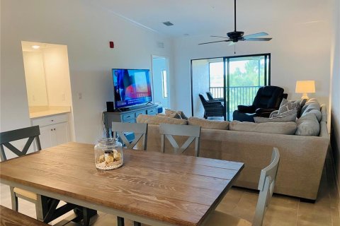 Condo in Bradenton, Florida, 2 bedrooms in LAKEWOOD NATIONAL  № 248891 - photo 18