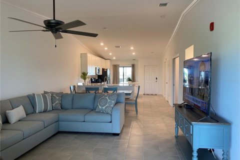 Condo in Bradenton, Florida, 2 bedrooms in LAKEWOOD NATIONAL  № 248891 - photo 26