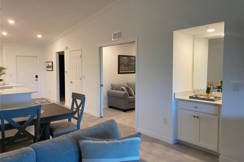 Condo in Bradenton, Florida, 2 bedrooms in LAKEWOOD NATIONAL  № 248891 - photo 23