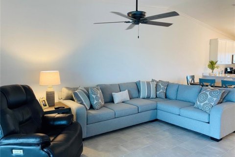 Condo in Bradenton, Florida, 2 bedrooms in LAKEWOOD NATIONAL  № 248891 - photo 22