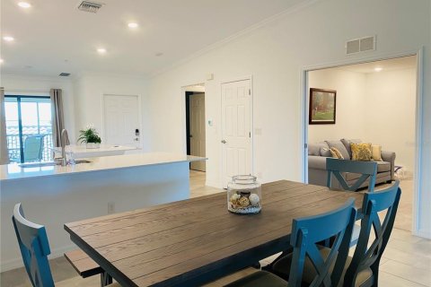 Condo in Bradenton, Florida, 2 bedrooms in LAKEWOOD NATIONAL  № 248891 - photo 19