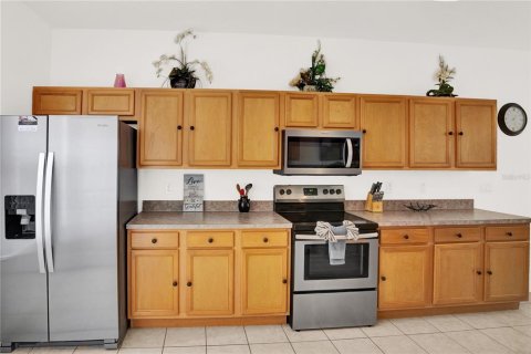 Villa ou maison à vendre à Haines City, Floride: 5 chambres, 236.16 m2 № 2349346 - photo 14