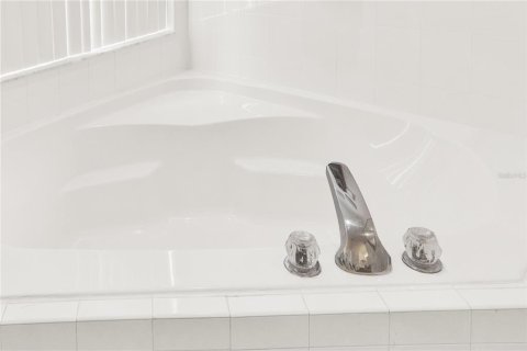 Villa ou maison à vendre à Haines City, Floride: 5 chambres, 236.16 m2 № 2349346 - photo 22