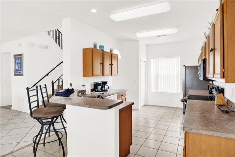 Villa ou maison à vendre à Haines City, Floride: 5 chambres, 236.16 m2 № 2349346 - photo 7