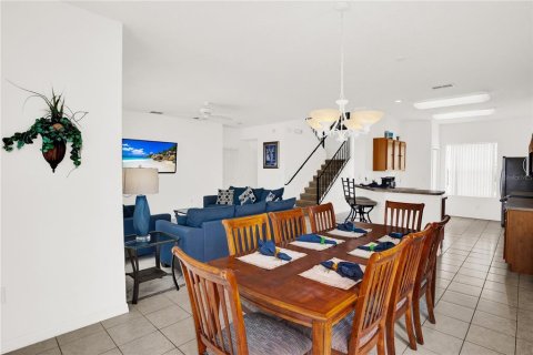 Villa ou maison à vendre à Haines City, Floride: 5 chambres, 236.16 m2 № 2349346 - photo 6