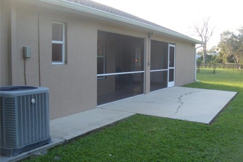 Villa ou maison à vendre à North Port, Floride: 3 chambres, 147.81 m2 № 2413679 - photo 26