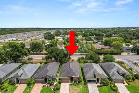 House in Lakeland, Florida 3 bedrooms, 209.22 sq.m. № 1791598 - photo 4