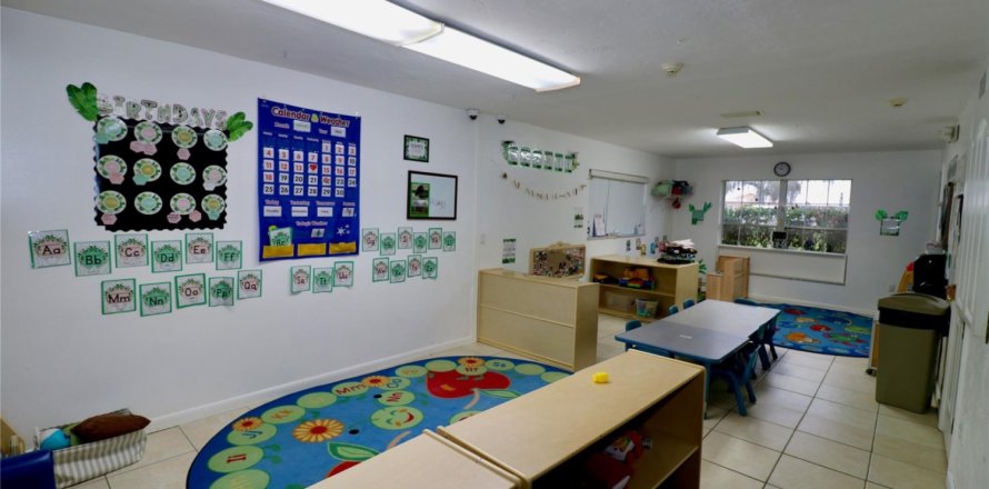 Propiedad comercial en Okeechobee, Florida № 1225861