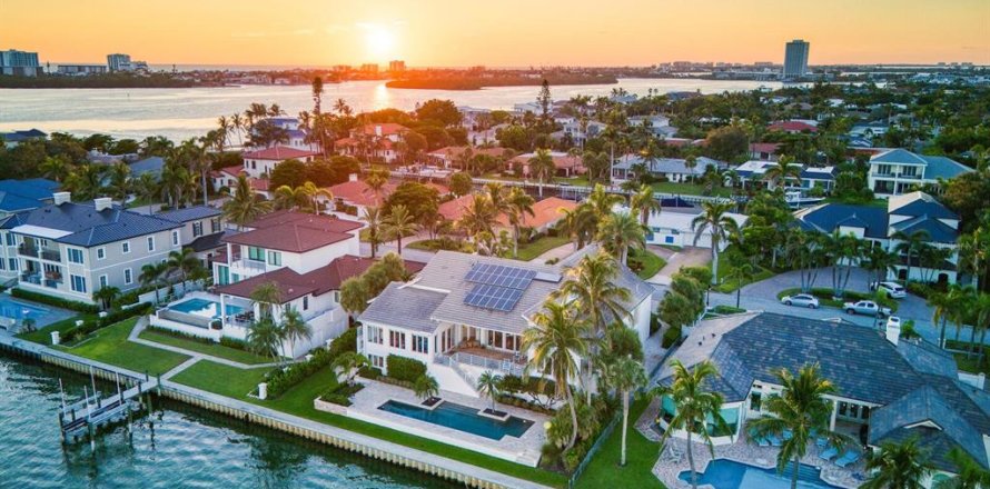 Villa ou maison à Sarasota, Floride 4 chambres, 429.02 m2 № 1915385