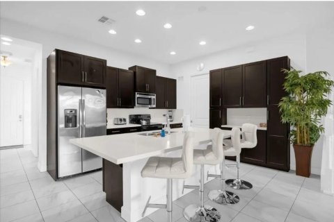 Touwnhouse à louer à Davenport, Floride: 5 chambres, 204.76 m2 № 2122347 - photo 5