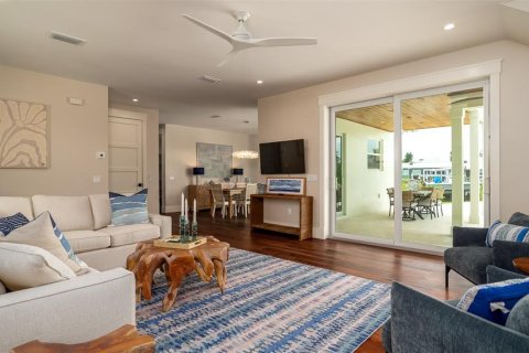 Villa ou maison à vendre à Holmes Beach, Floride: 5 chambres, 343.74 m2 № 1687138 - photo 6