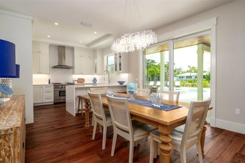 Villa ou maison à vendre à Holmes Beach, Floride: 5 chambres, 343.74 m2 № 1687138 - photo 11
