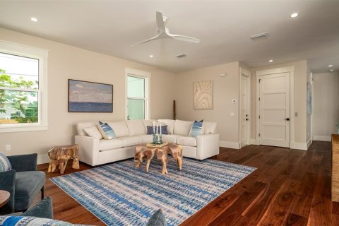 Villa ou maison à vendre à Holmes Beach, Floride: 5 chambres, 343.74 m2 № 1687138 - photo 4