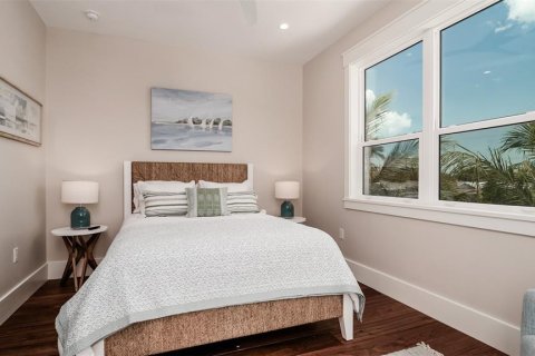 Villa ou maison à vendre à Holmes Beach, Floride: 5 chambres, 343.74 m2 № 1687138 - photo 24