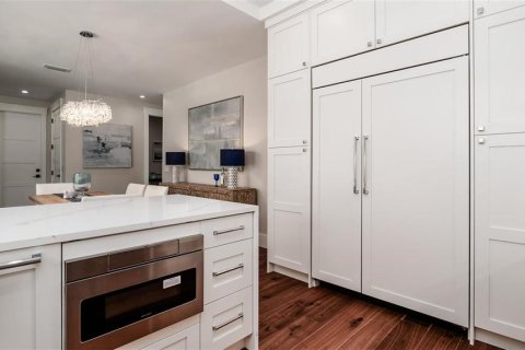 Villa ou maison à vendre à Holmes Beach, Floride: 5 chambres, 343.74 m2 № 1687138 - photo 9