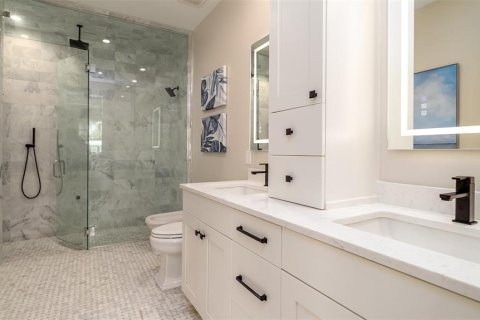 Villa ou maison à vendre à Holmes Beach, Floride: 5 chambres, 343.74 m2 № 1687138 - photo 15