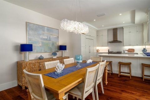 Villa ou maison à vendre à Holmes Beach, Floride: 5 chambres, 343.74 m2 № 1687138 - photo 10