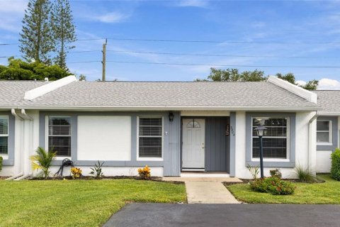 Condo in Bradenton, Florida, 3 bedrooms № 2388108