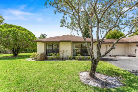 Condominio en Boynton Beach, Florida, 2 dormitorios  № 2175623