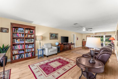 Copropriété à vendre à Boynton Beach, Floride: 2 chambres, 130.06 m2 № 2175623 - photo 5